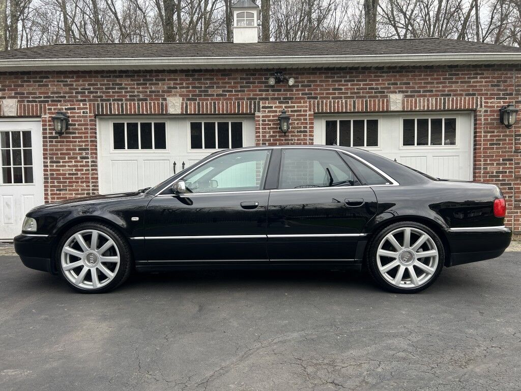 Audi S8