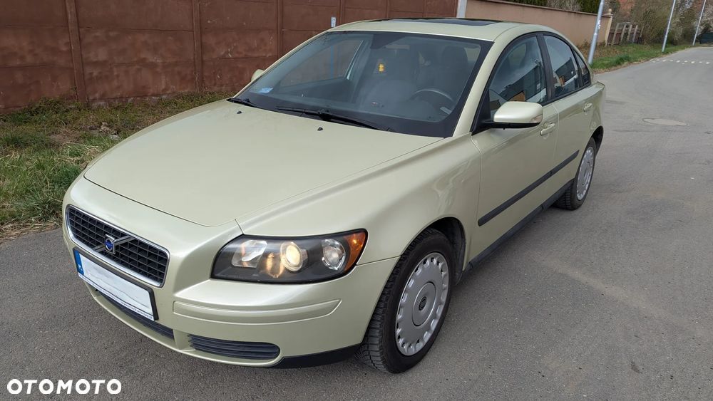 Volvo S40