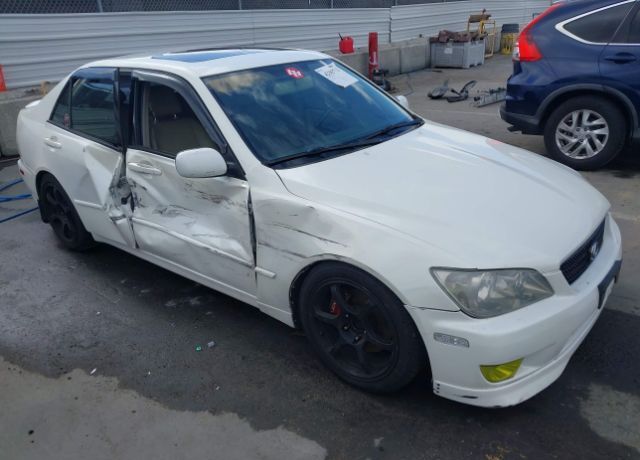 Lexus IS