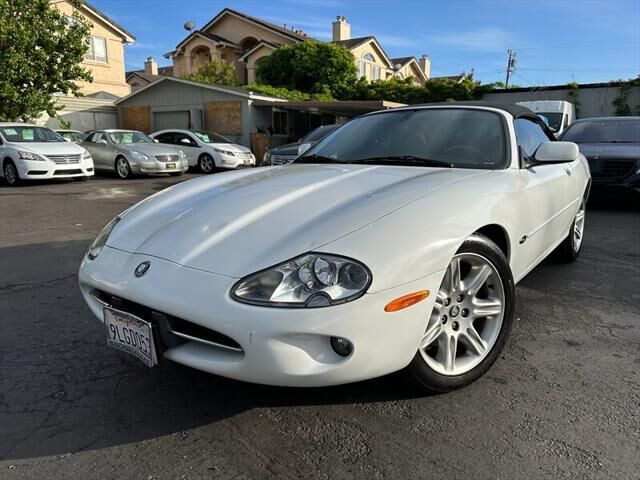 2000 JAGUAR XK8