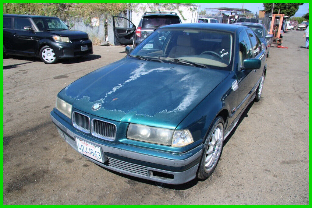BMW 325i