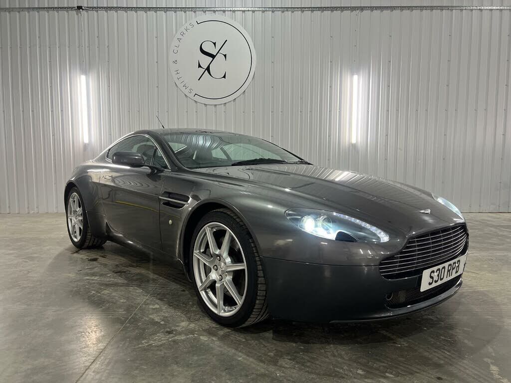 Aston Martin V8 Vantage