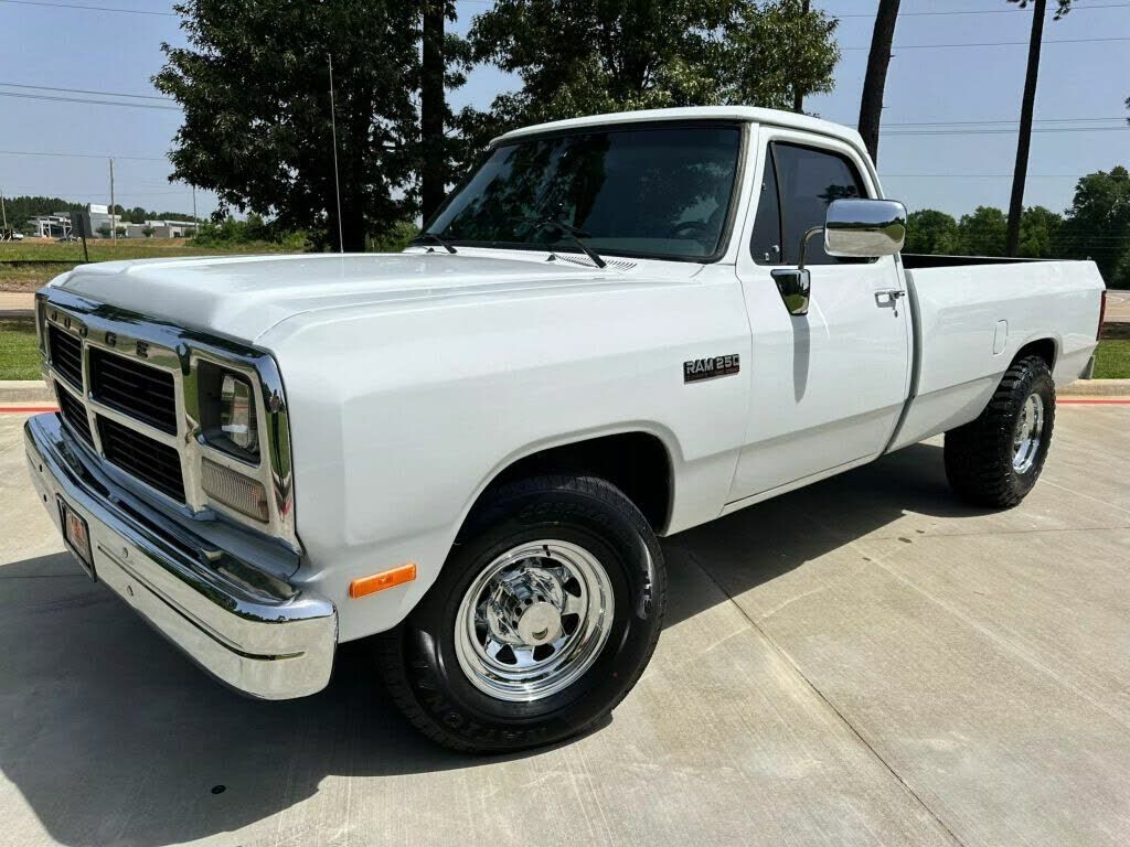 Dodge D-Series