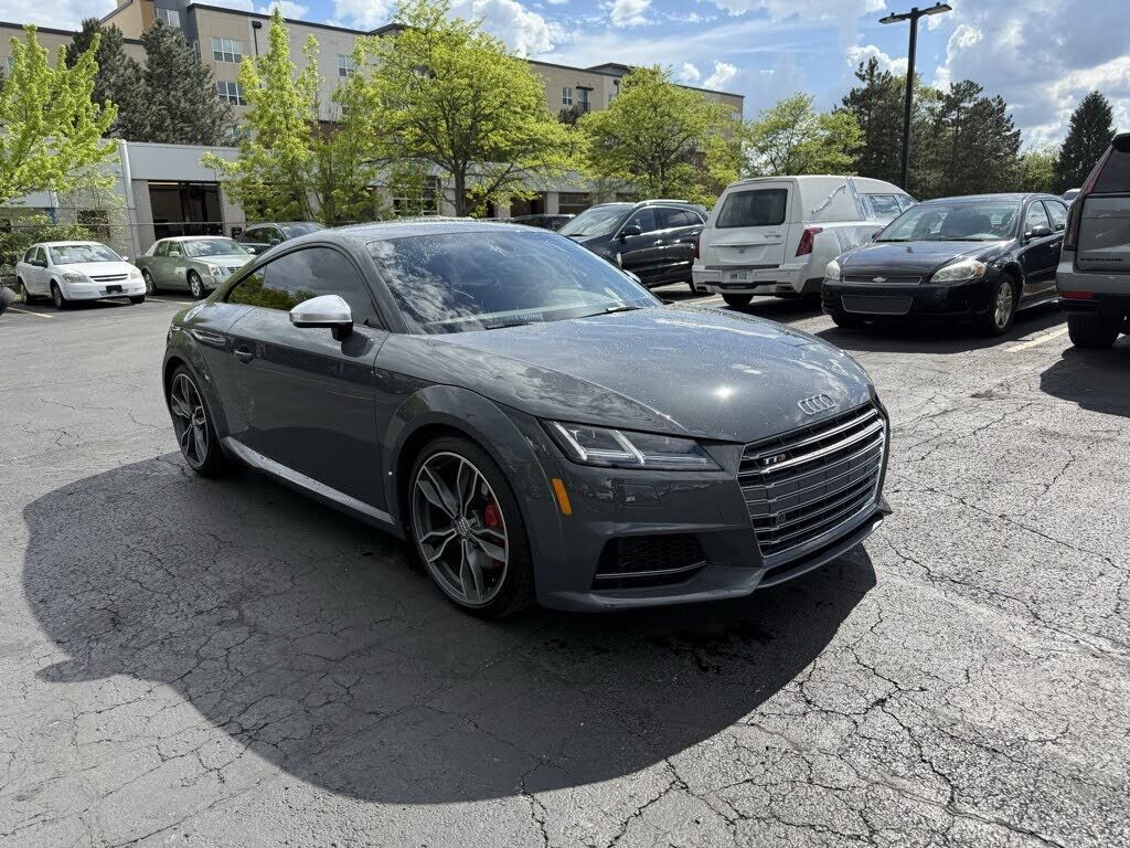 Audi TTS