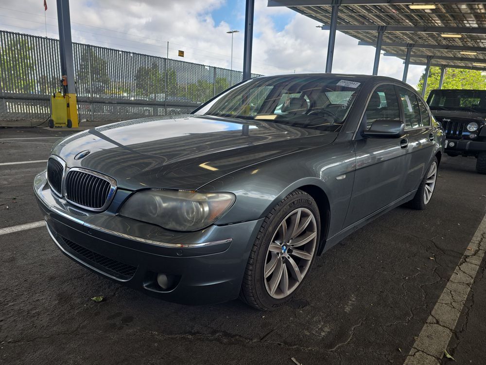 BMW 750i