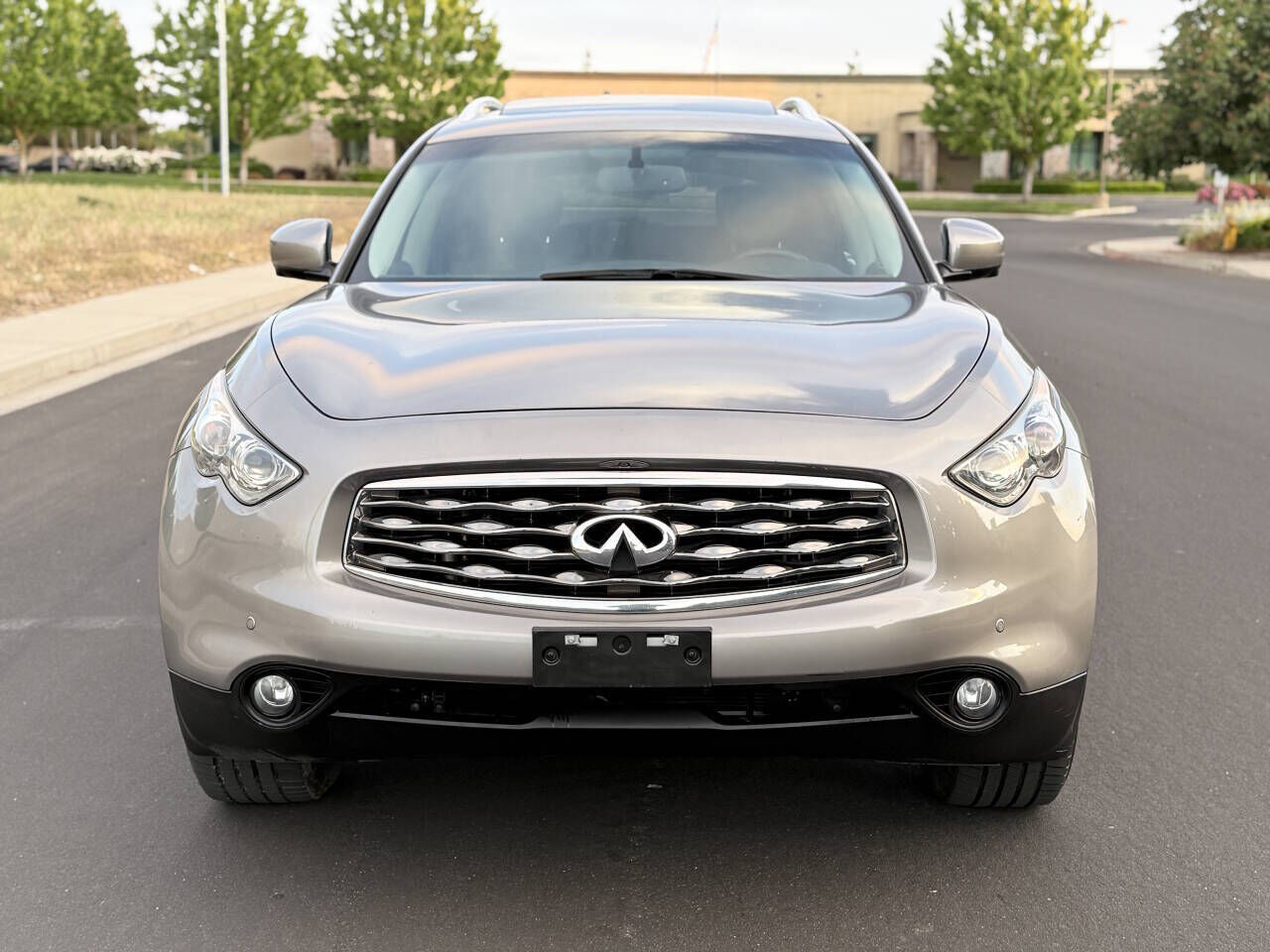 Infiniti FX50
