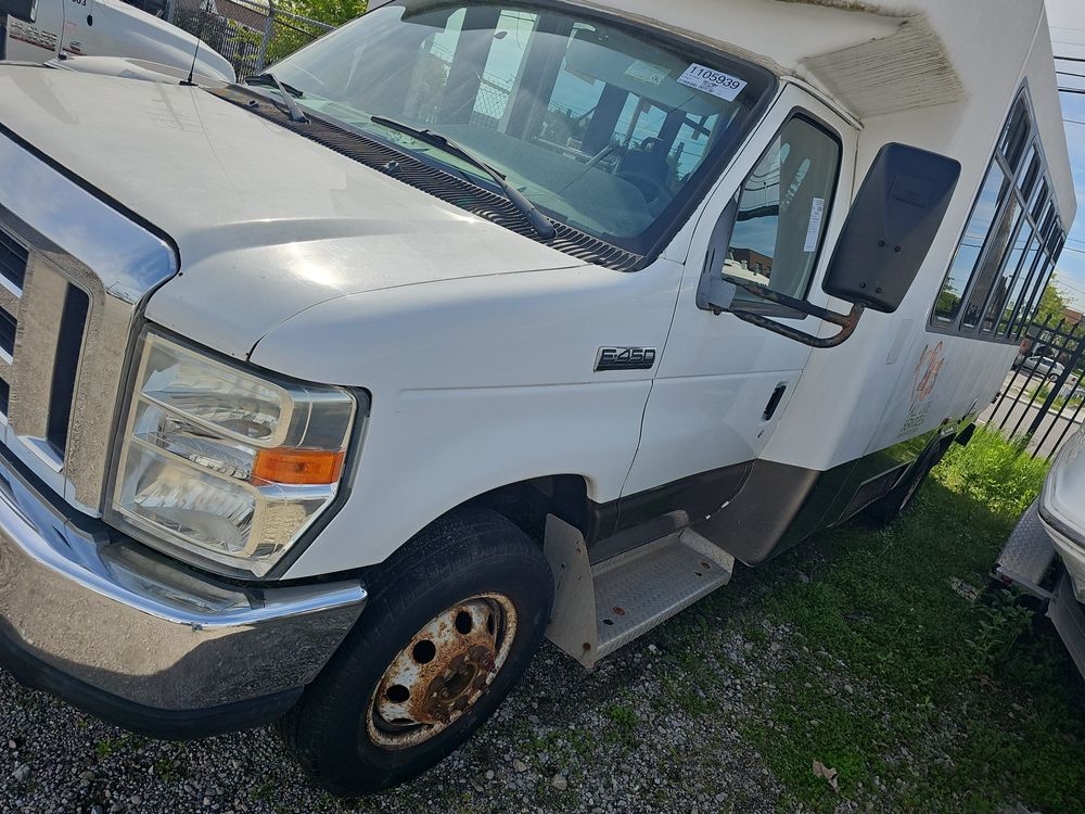 Ford E-450