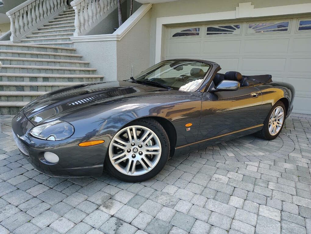 Jaguar XK