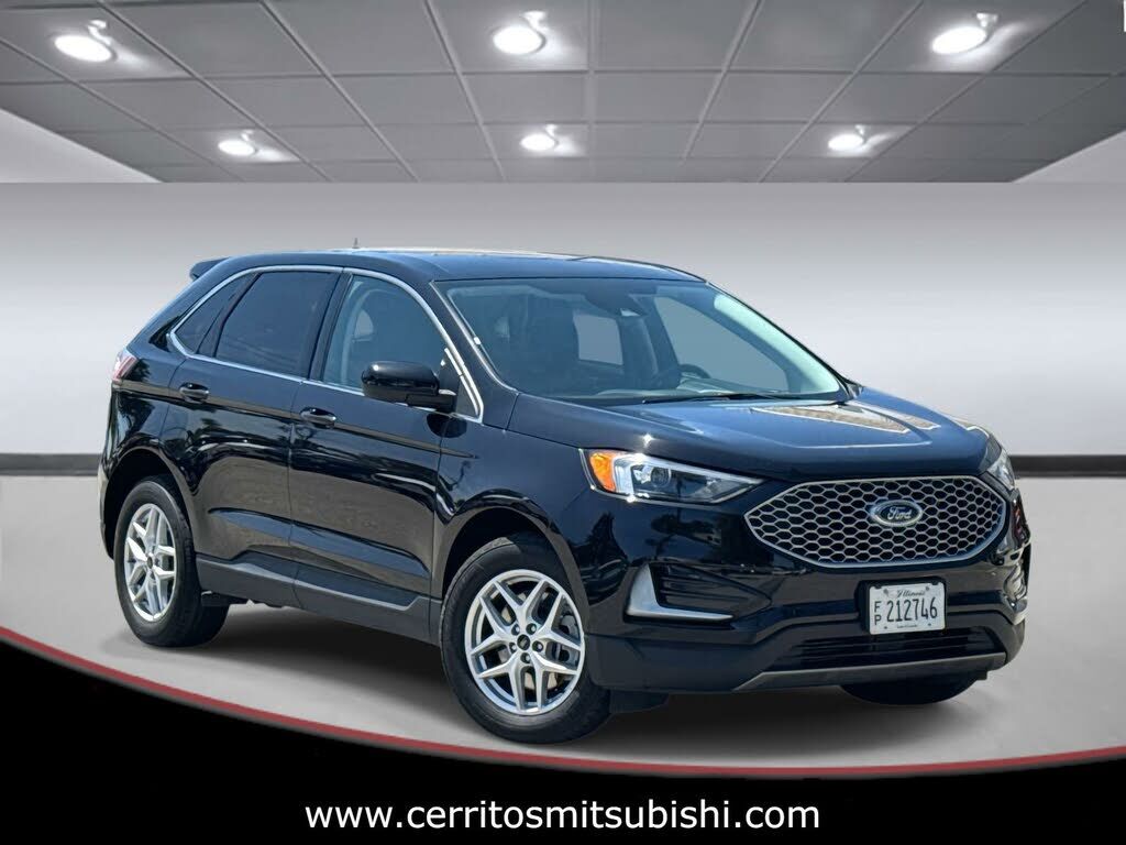 2023 FORD Edge