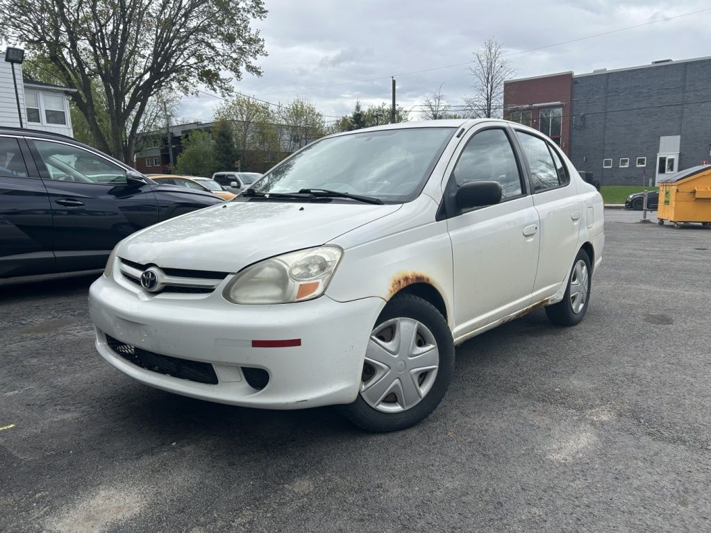 Toyota Echo