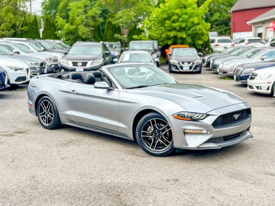2020 FORD Mustang
