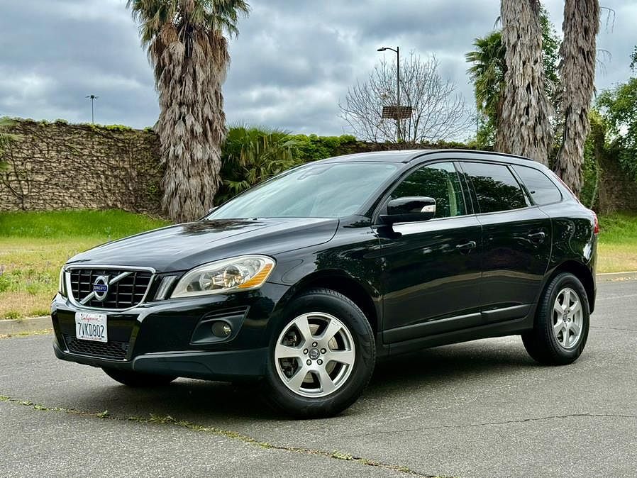 2010 VOLVO XC60