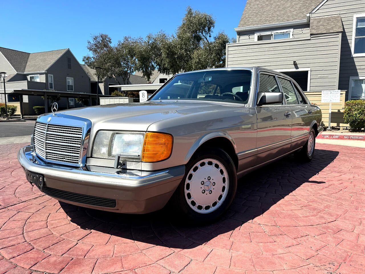 1986 MERCEDES-BENZ 420