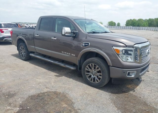 Nissan Titan