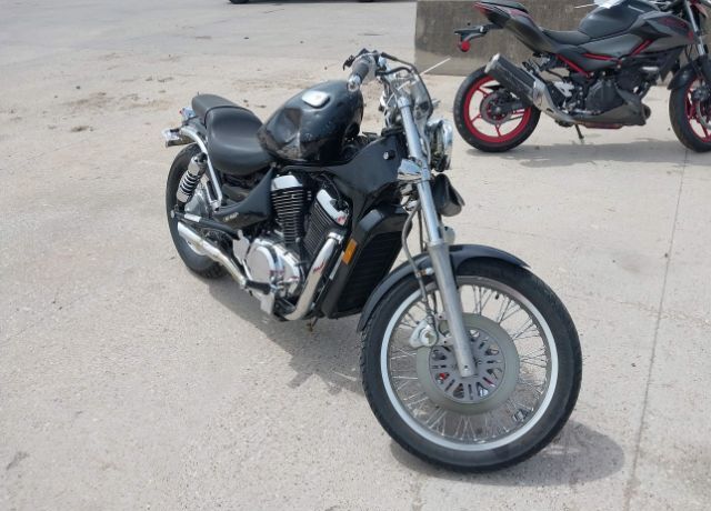 Suzuki VS800