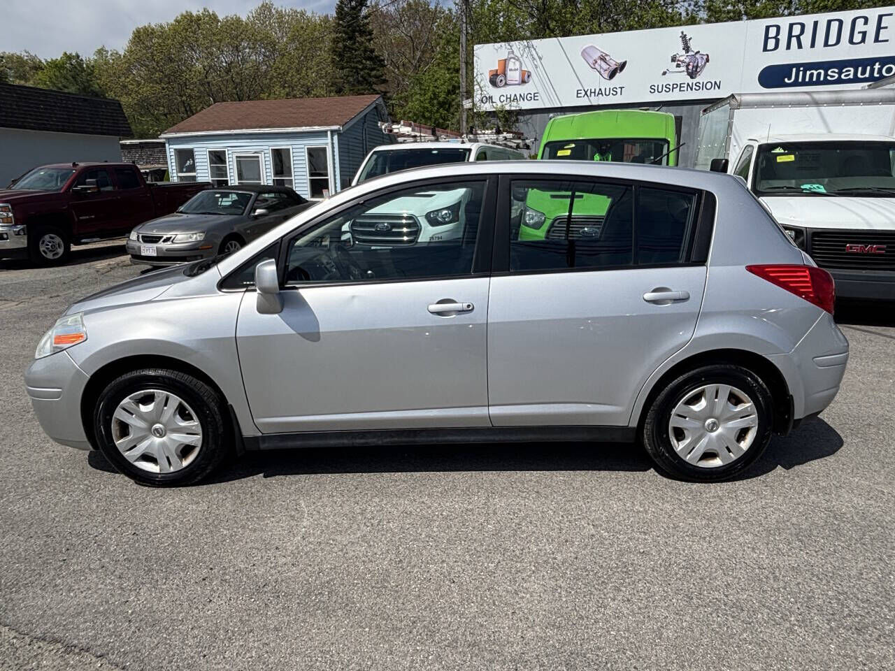 2012 NISSAN Versa