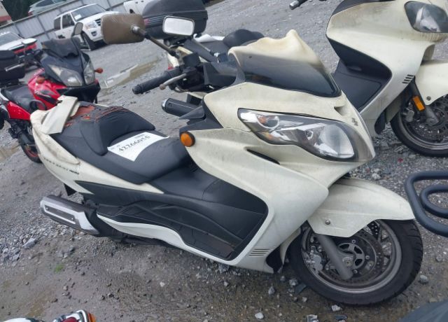 Suzuki AN400