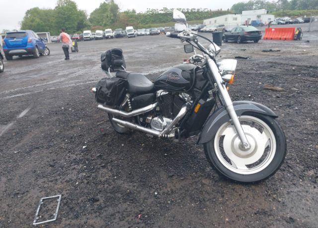 Honda VT1100C2 (SHADOW SABRE)