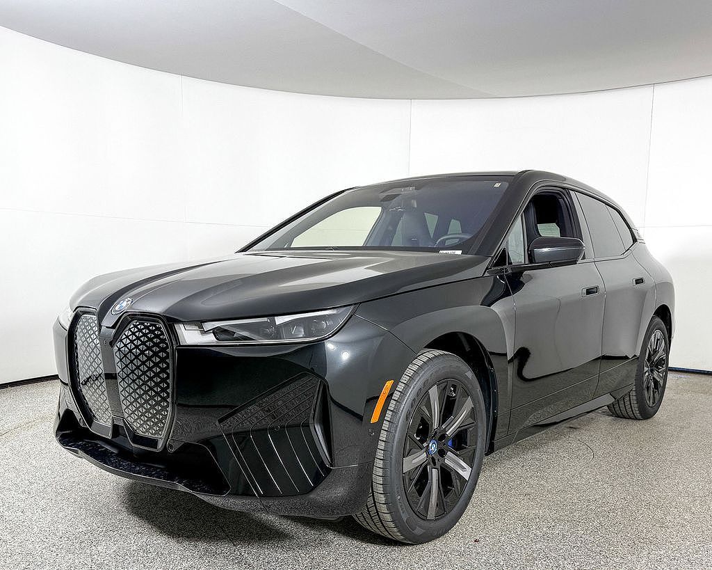 2025 BMW ix