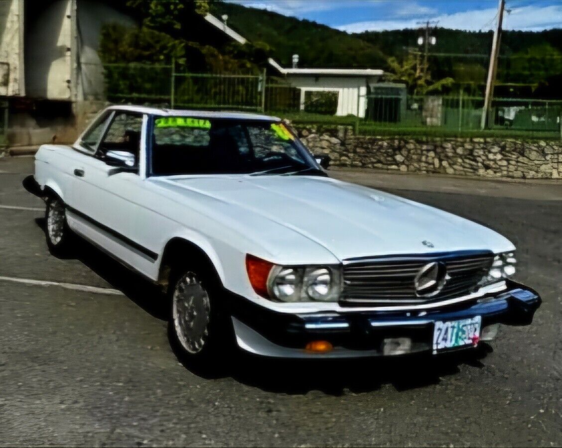 MERCEDES-BENZ