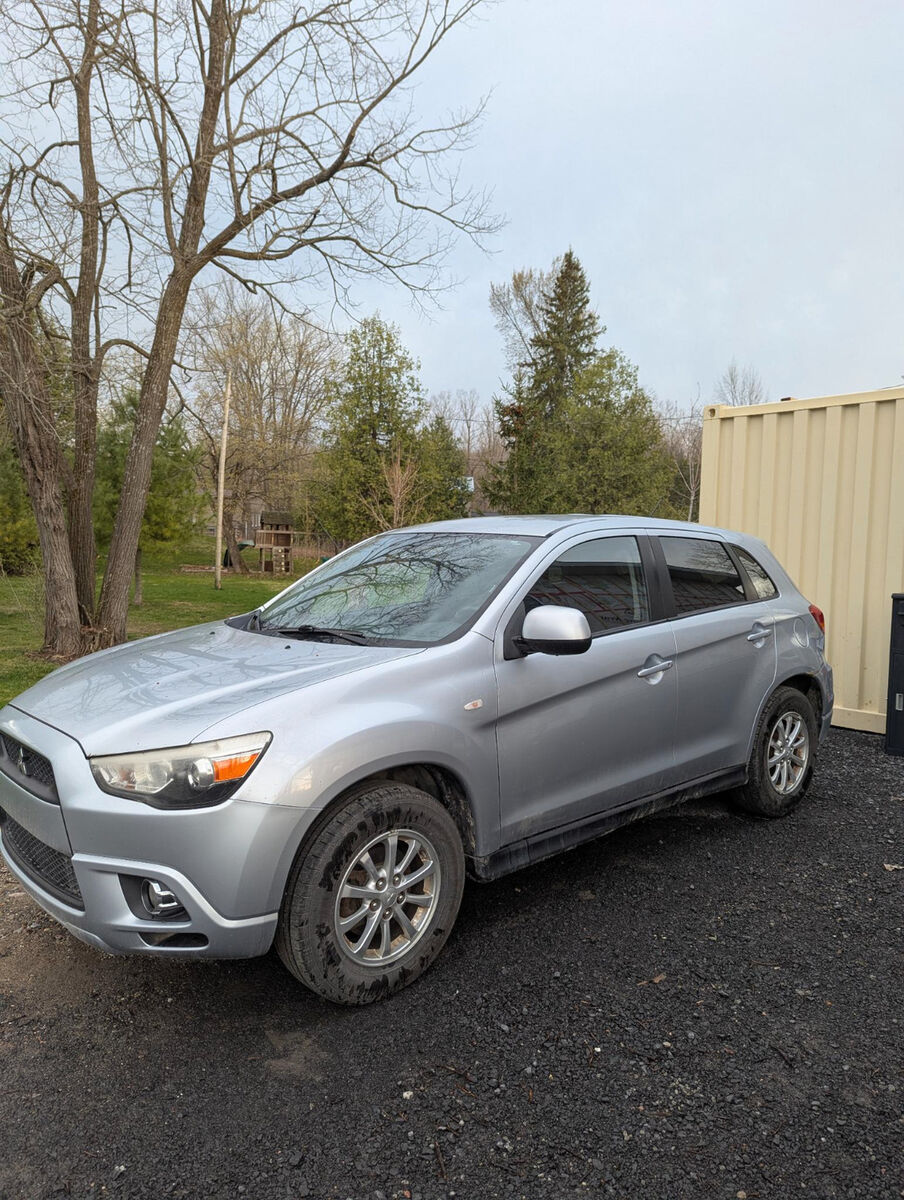 Mitsubishi RVR