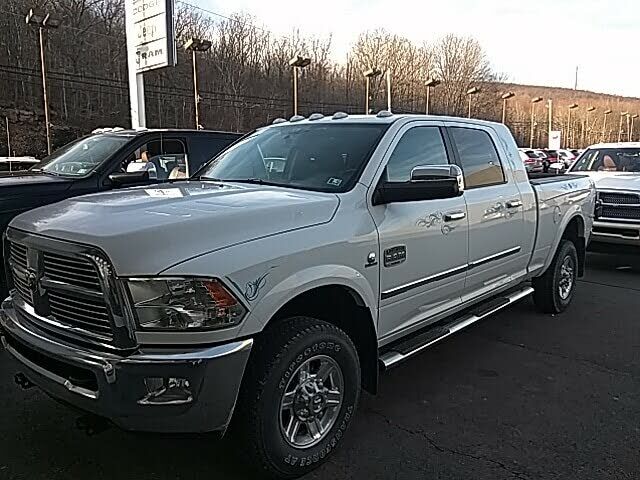 2012 DODGE Ram