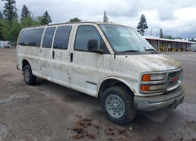 GMC Savana