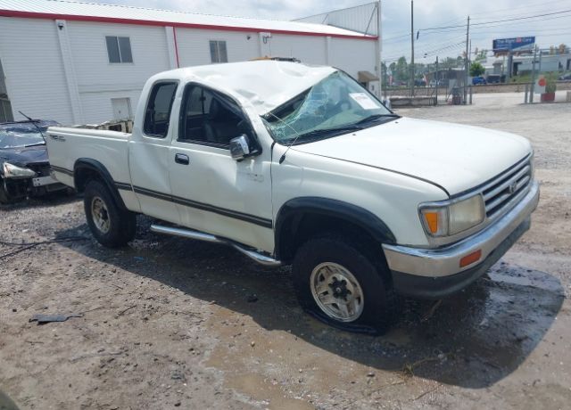 Toyota T100