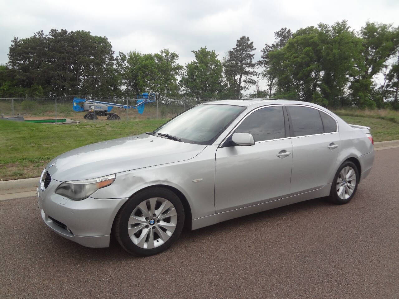 BMW 550i