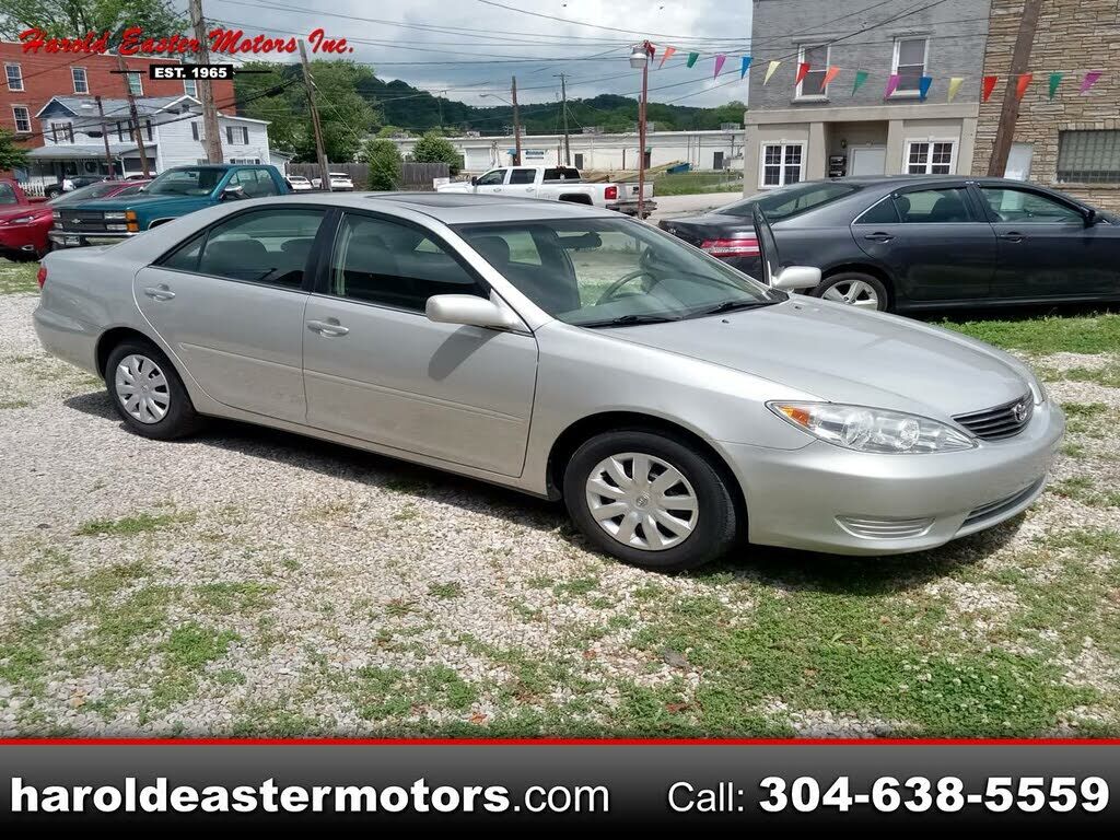 2005 TOYOTA Camry