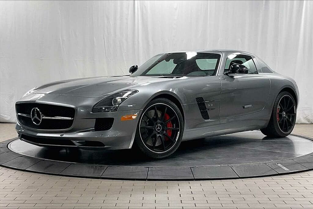 Mercedes-Benz SLS-Class