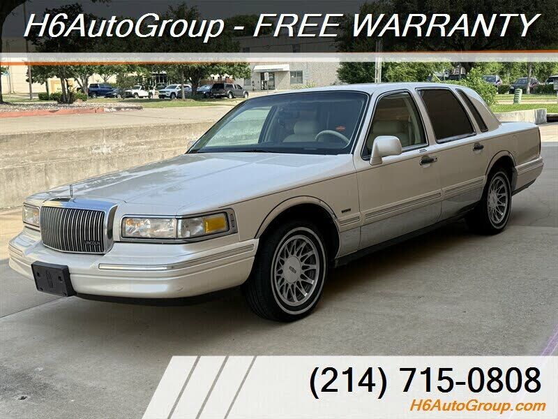 Lincoln Town Car