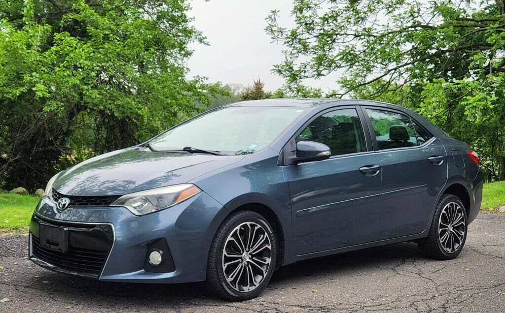 2014 TOYOTA Corolla