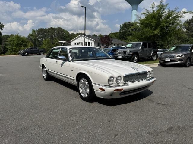 Jaguar Vanden Plas