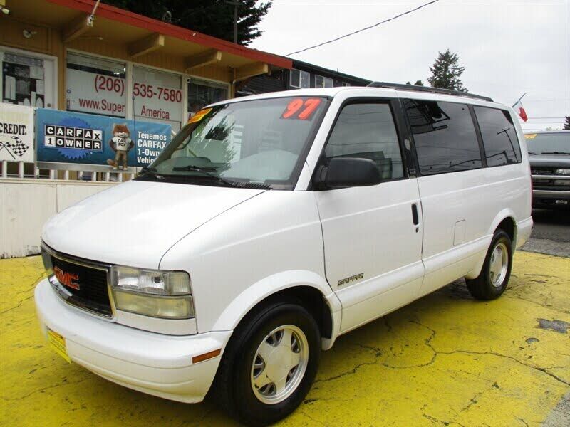 GMC Safari