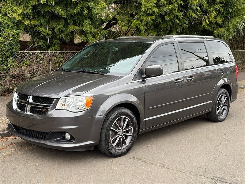 2017 DODGE Grand Caravan