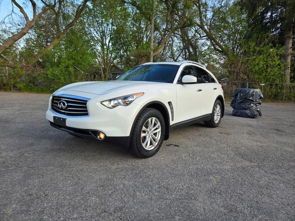 Infiniti FX35