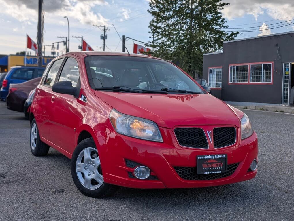 Pontiac G3