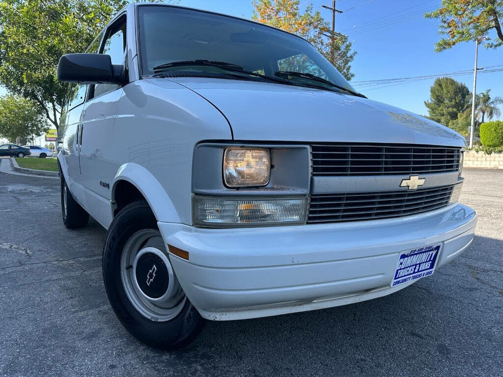 Chevrolet Astro Van