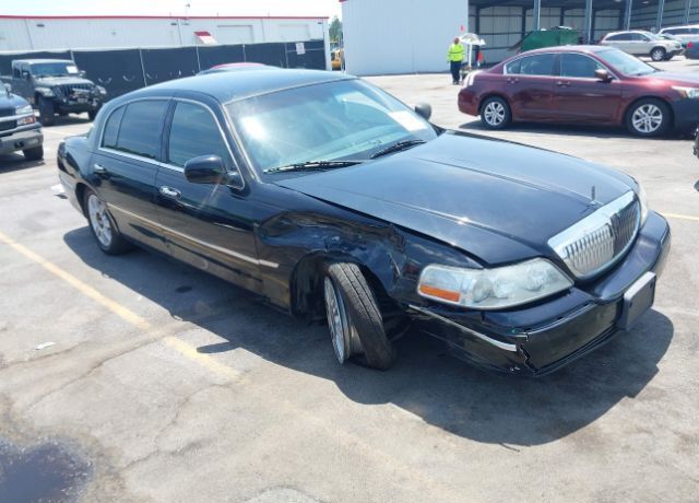 Lincoln Town Car