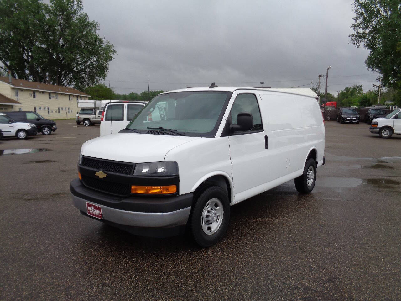 2020 CHEVROLET Express