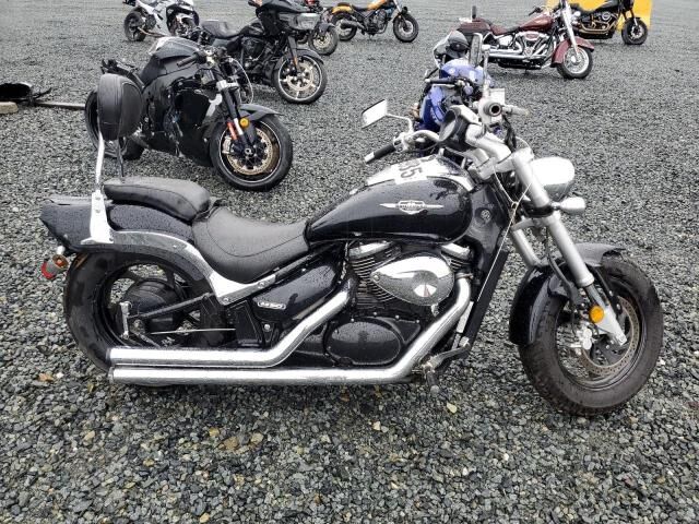 Suzuki VZ800