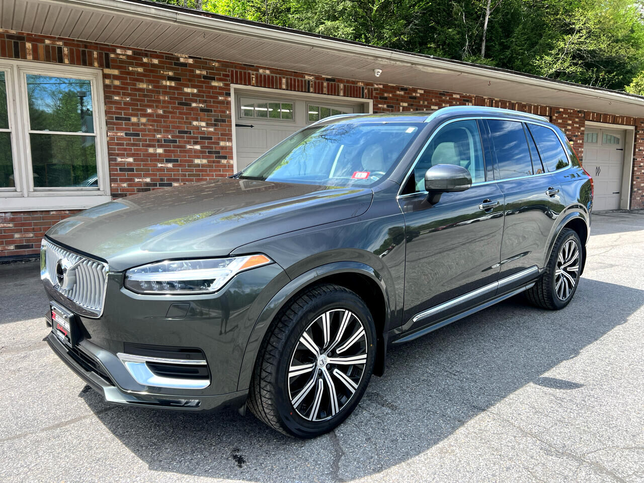 2022 VOLVO XC90