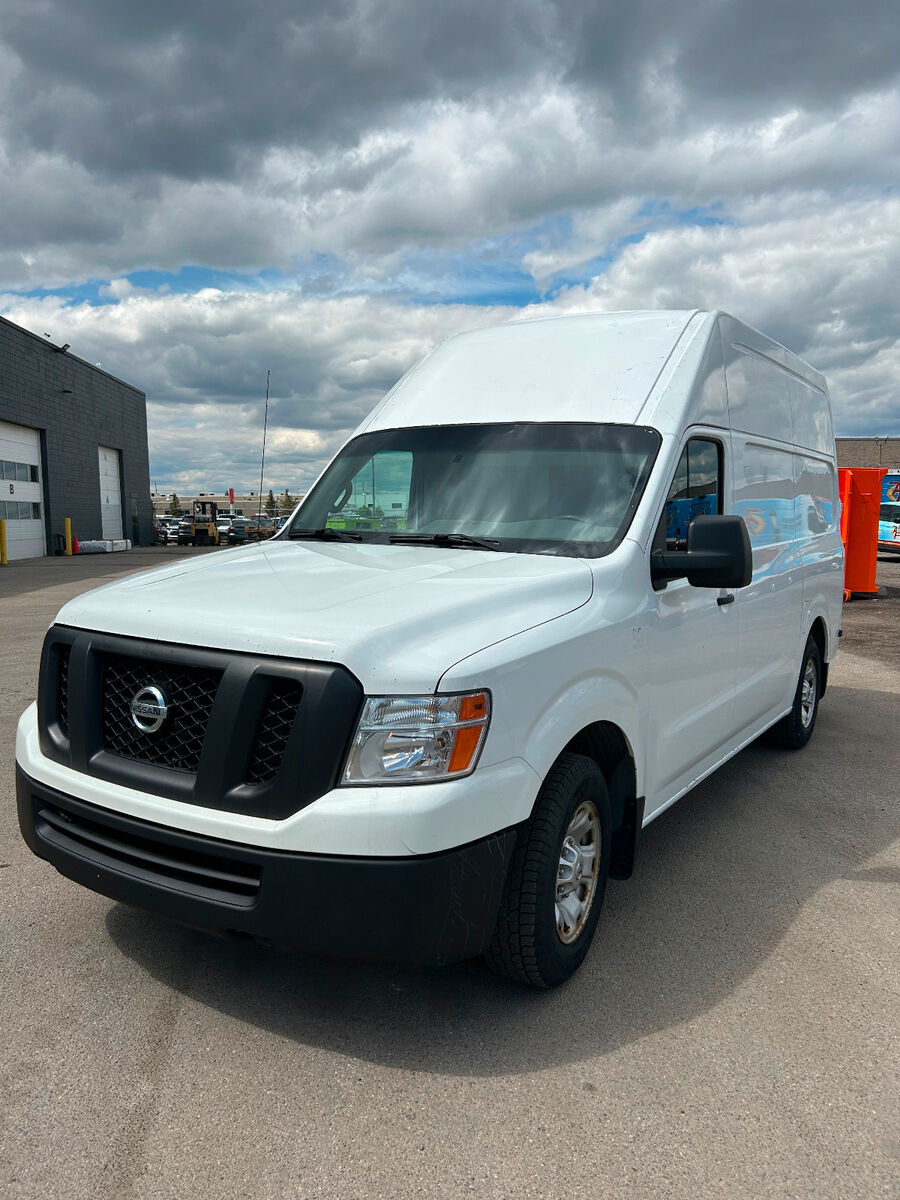 Nissan NV