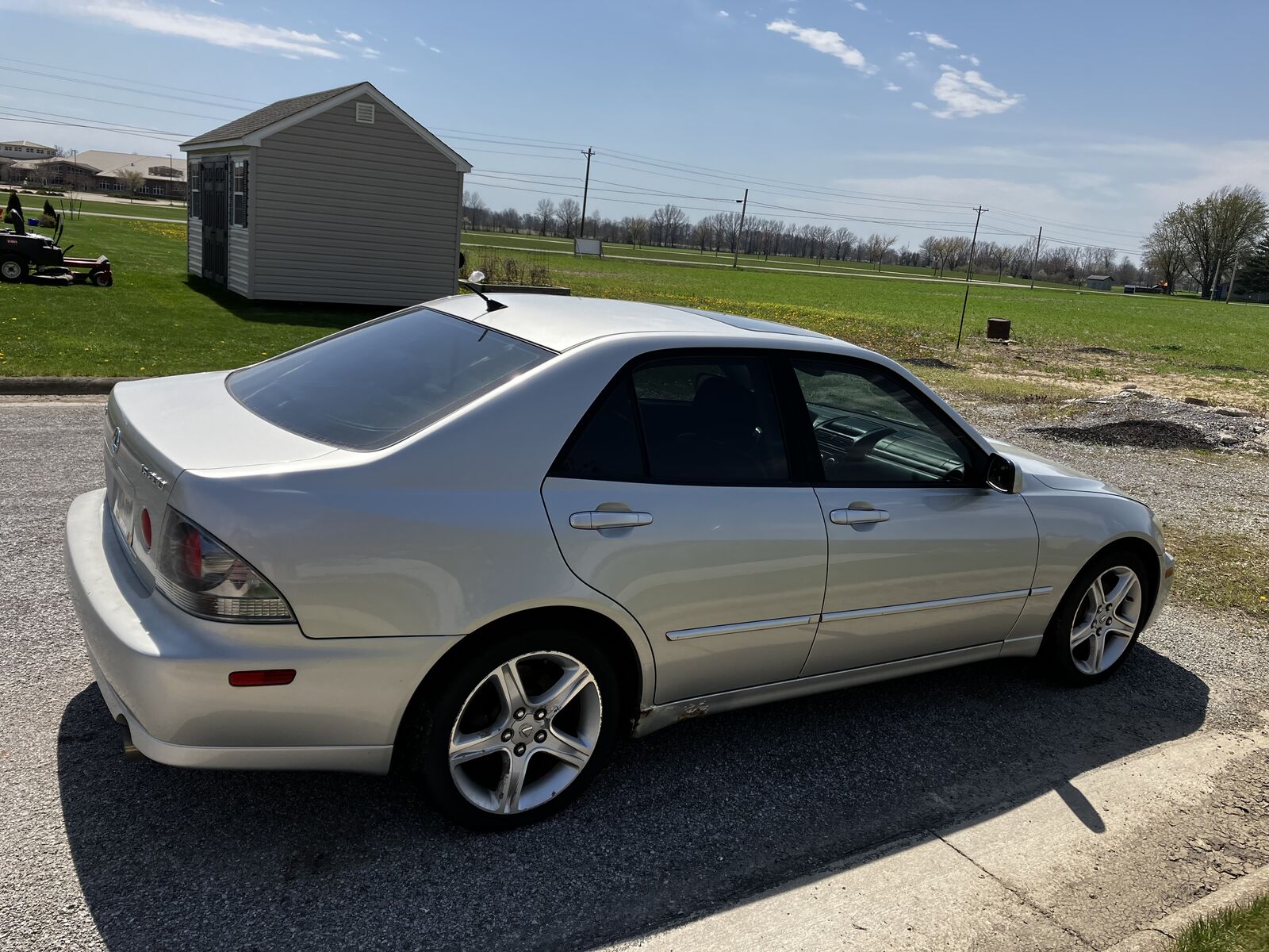 Lexus IS