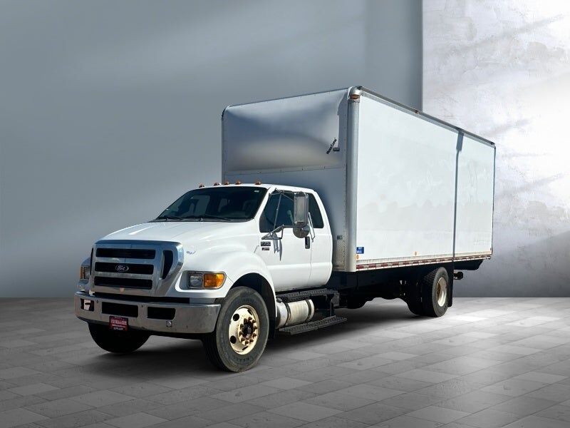 2012 FORD F-750
