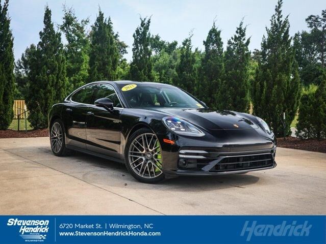PORSCHE