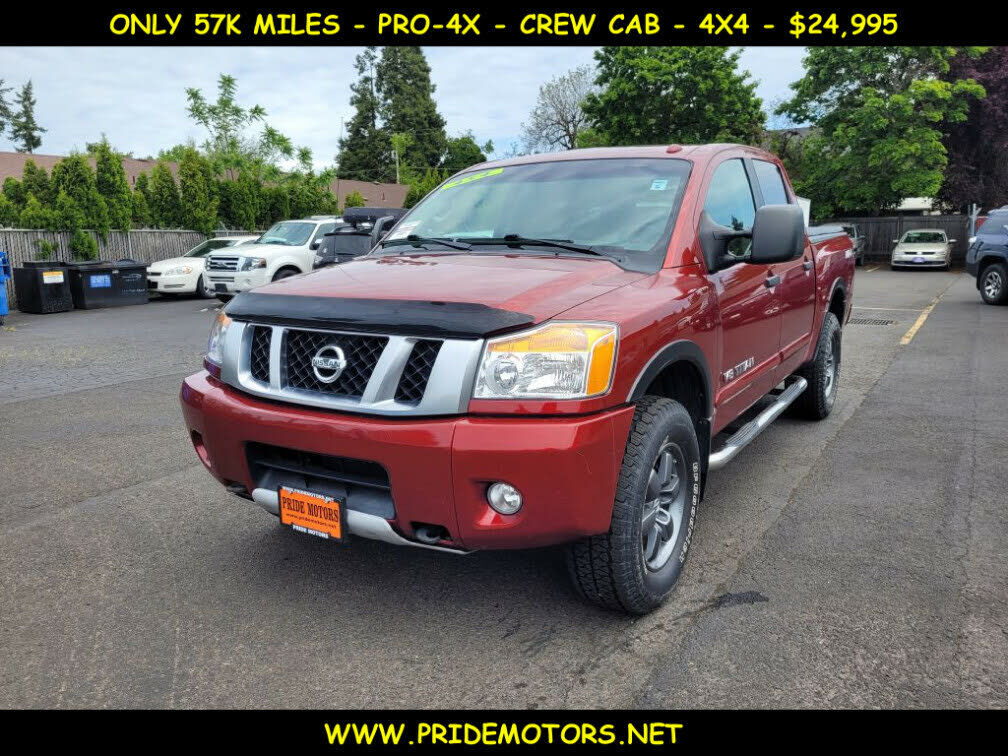 2015 NISSAN Titan