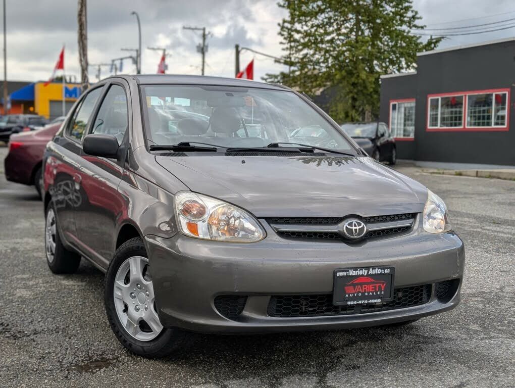 Toyota Echo