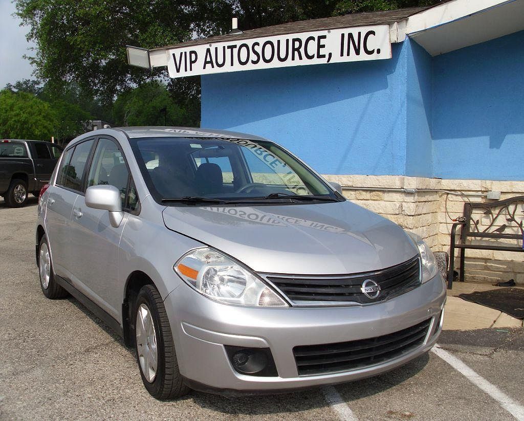 2010 NISSAN Versa